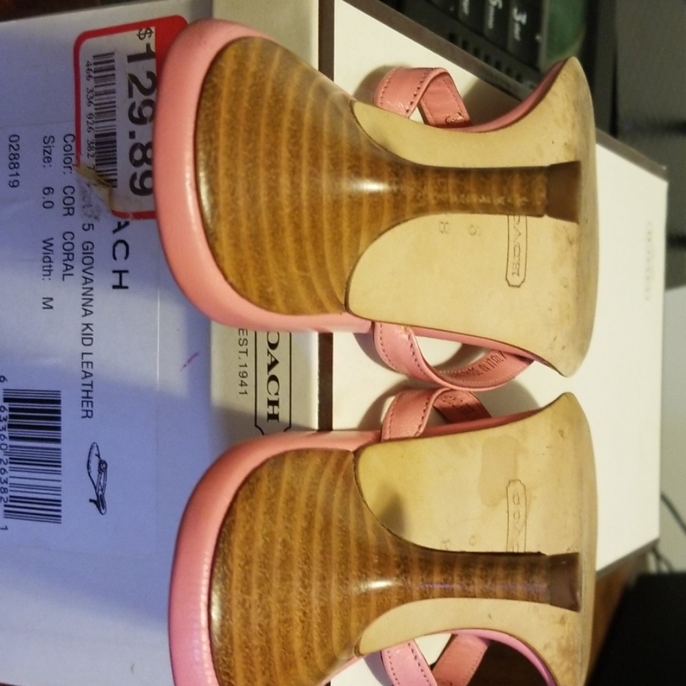 Shoes - Picture 7 of 9